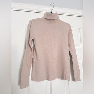 Like new blush pink turtle neck sweater